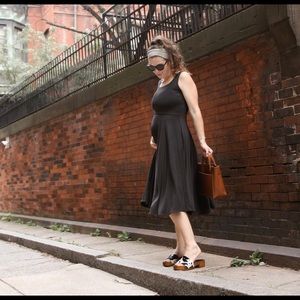 Leze the label dress